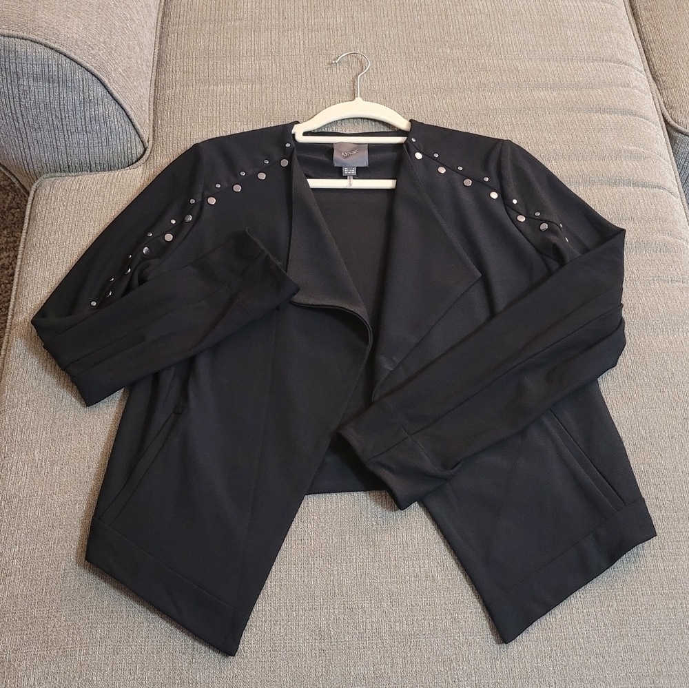 Lysse New York Classic Black Open Front Casual Jacket Size Small Sleeve Detail